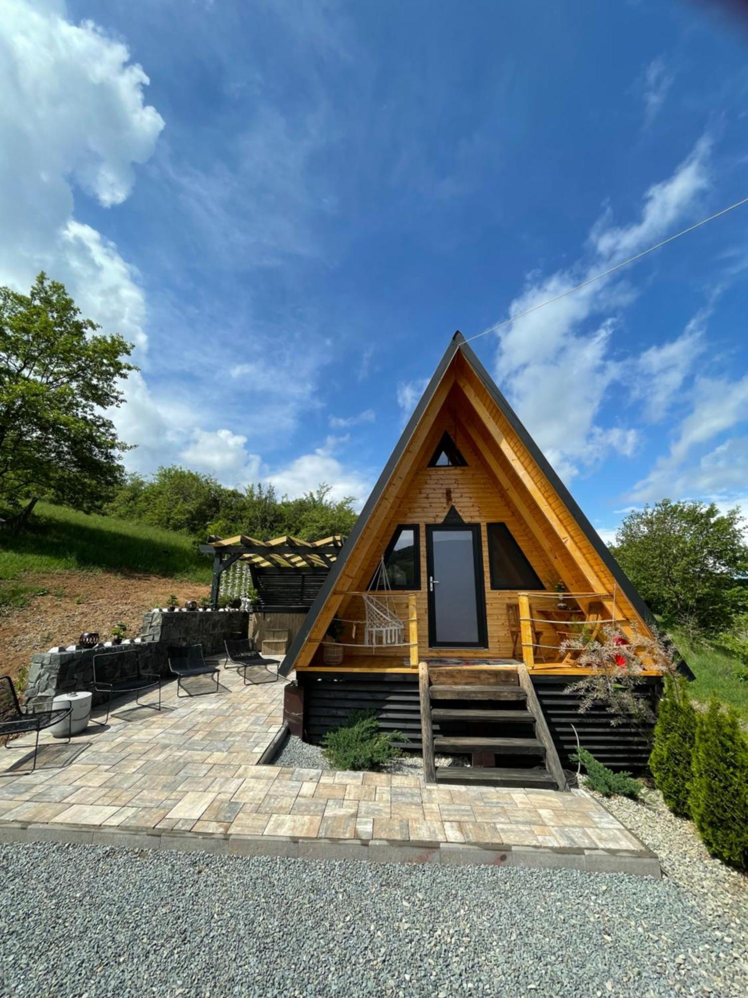 Hotel A Frame 1 Transalpina Petresti Exterior foto